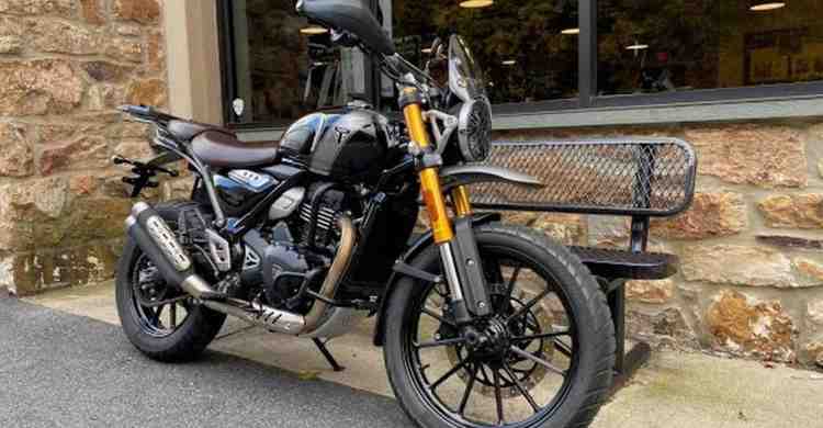 Royal Enfield Guerrilla 450 vs Triumph Scrambler 400 X – Clash of Legends: The Ultimate 2025 Showdown for Daily Riders and Highway Adventurers