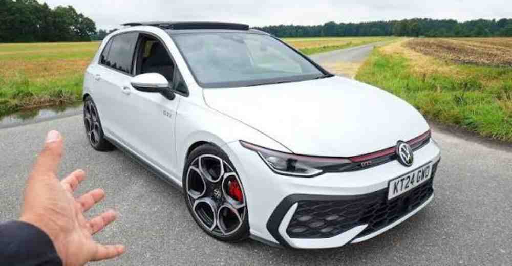 Volkswagen Golf GTI 2025 Review: Premium Design, Powerful Engine, and Next-Level Driving Experience
